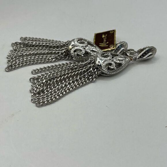 Monet NWT vintage tassel, silver tone  clip on earrings - Picture 1 of 7